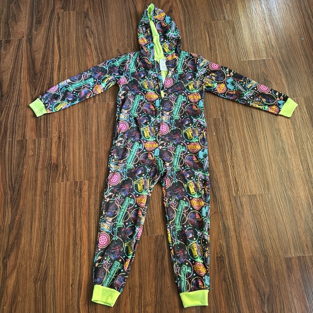 4/$45 Disney Park Cars Land Onsie with Hood Youth 7/8